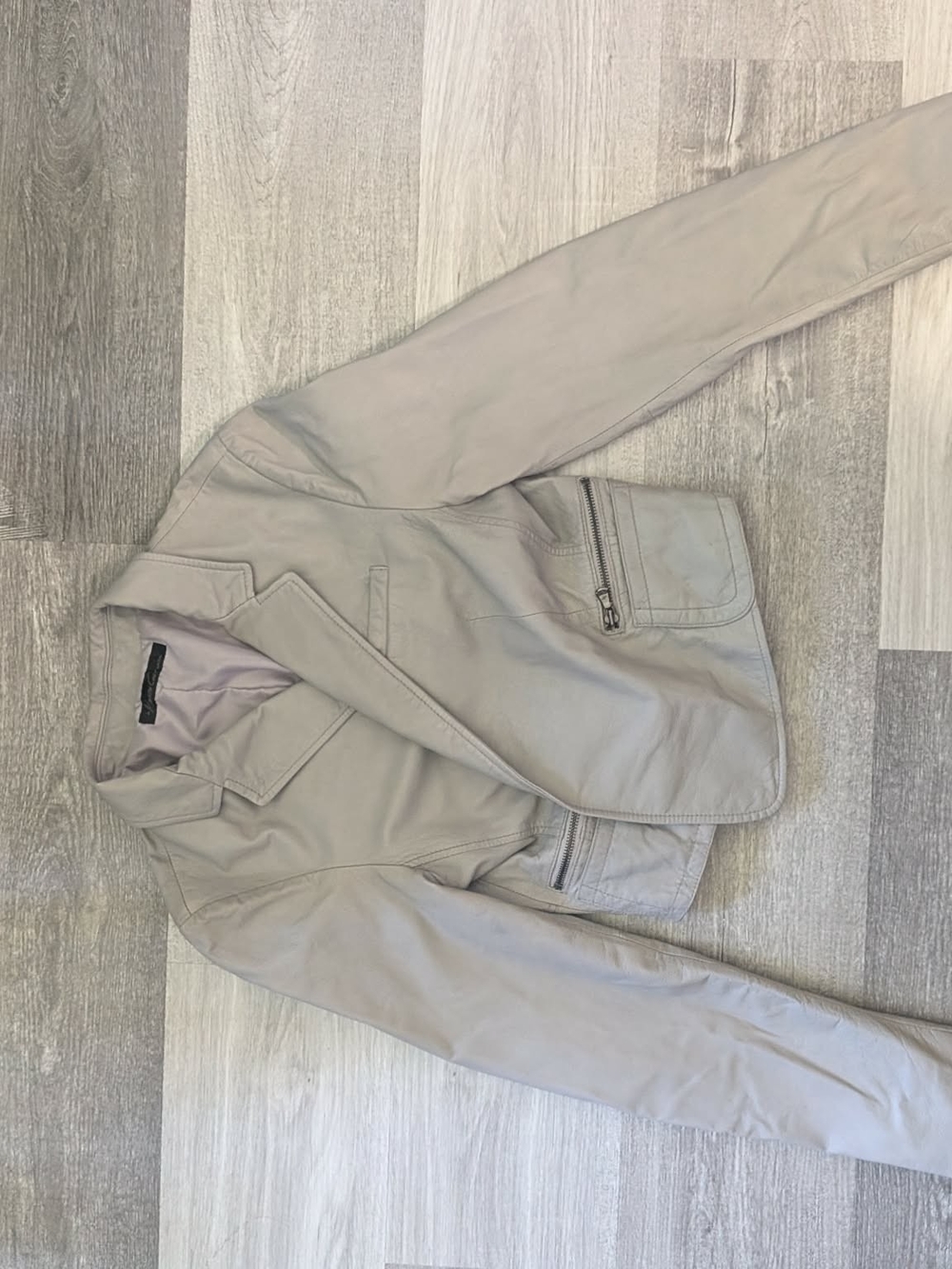 Kenneth Cole New York Light Gray Men’s Leather Jacket